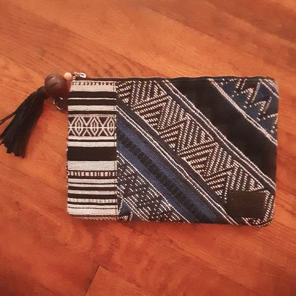 Toms Handbags - TOMS Wristlet Bag